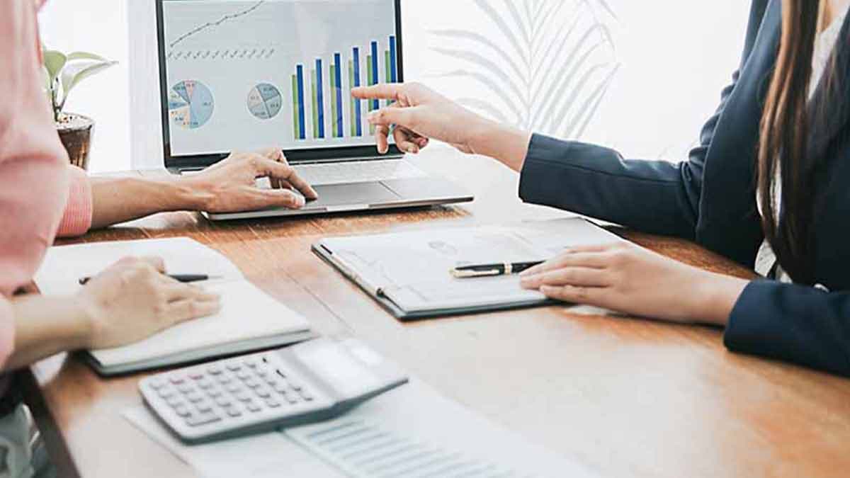 best penny stocks to buy according to analysts